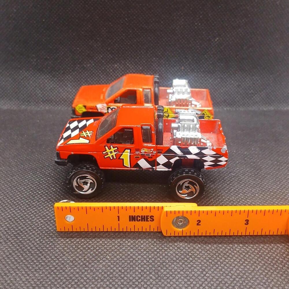 Lot of 2 Vintage 1987 Hot Wheels 3" Big Wheel Pickup Truck - Picture 5 of 6